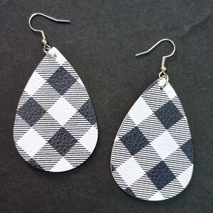 5 for $25 Buffalo Plaid Leather Earrings Black White 5 Holiday Earrings NEW